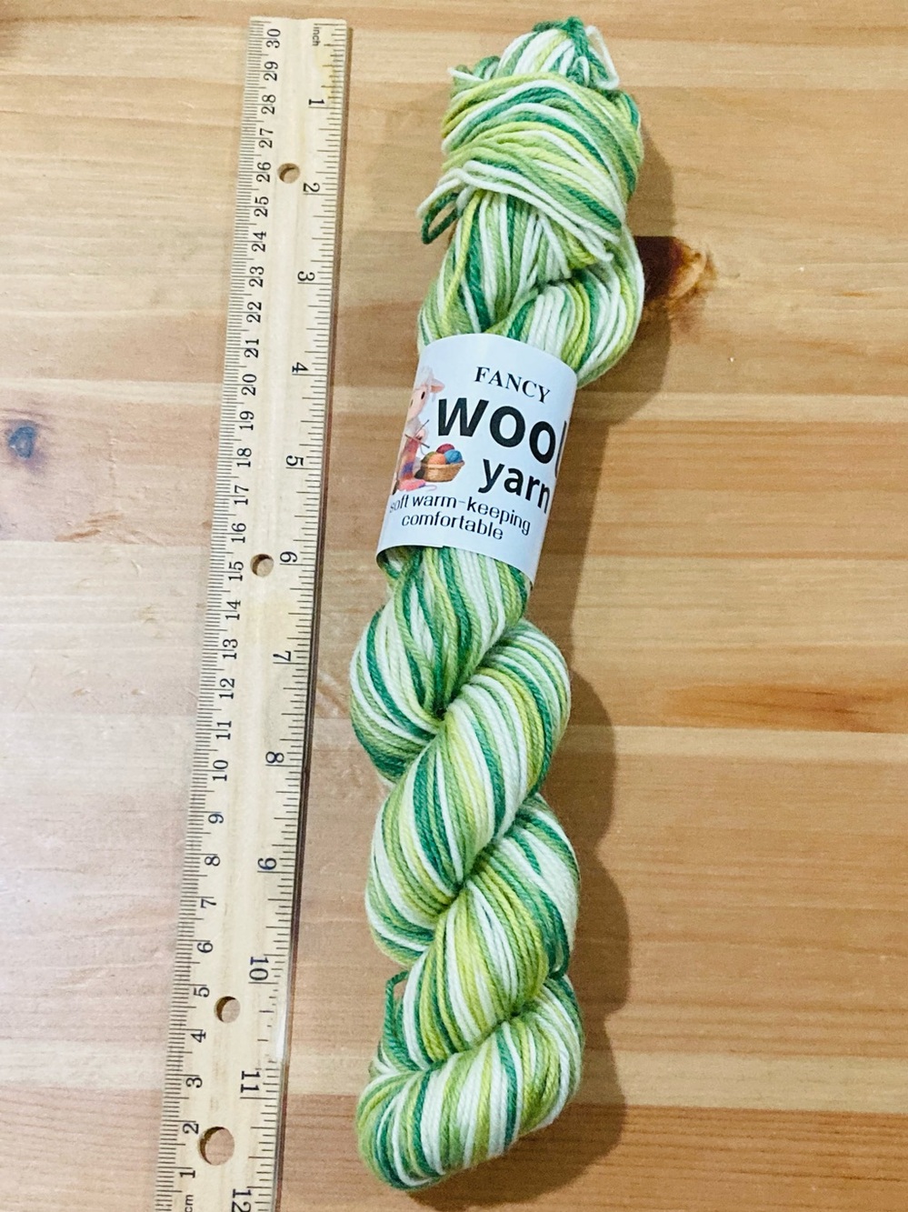 NWT Fancy Wool Yarn ~50g 85% Australian Wool 🐑 10% Camel 🐪 5% Anti-Pilling Fiber